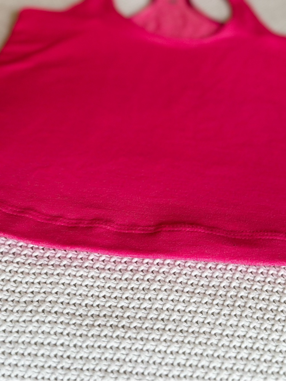 LULULEMON Cool Raspberry Hot Pink Racerback Tank Top - Picture 10 of 13